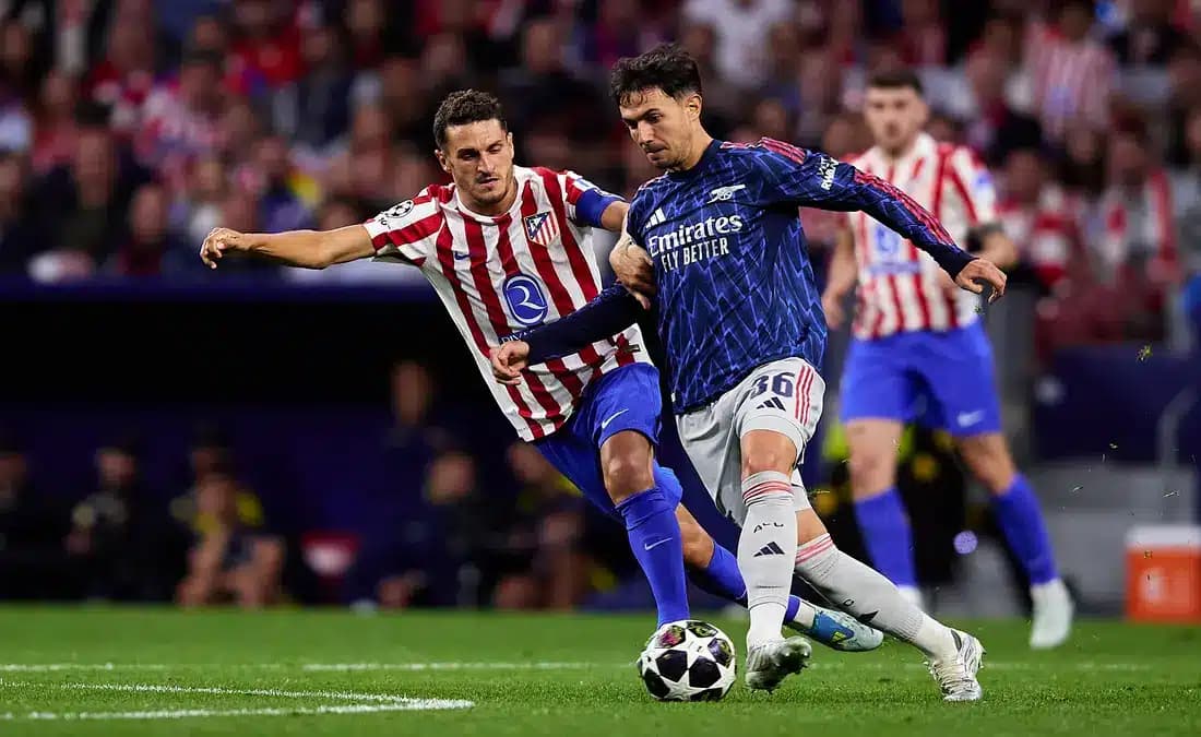 يويفا يوضح سبب إلغاء ركلة جزاء أرسنال أمام أتلتيكو مدريد: جدل تحكيمي واسع